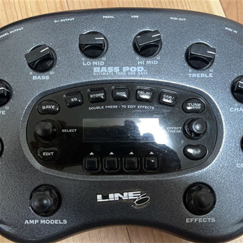Line6 BASS POD XTの画像